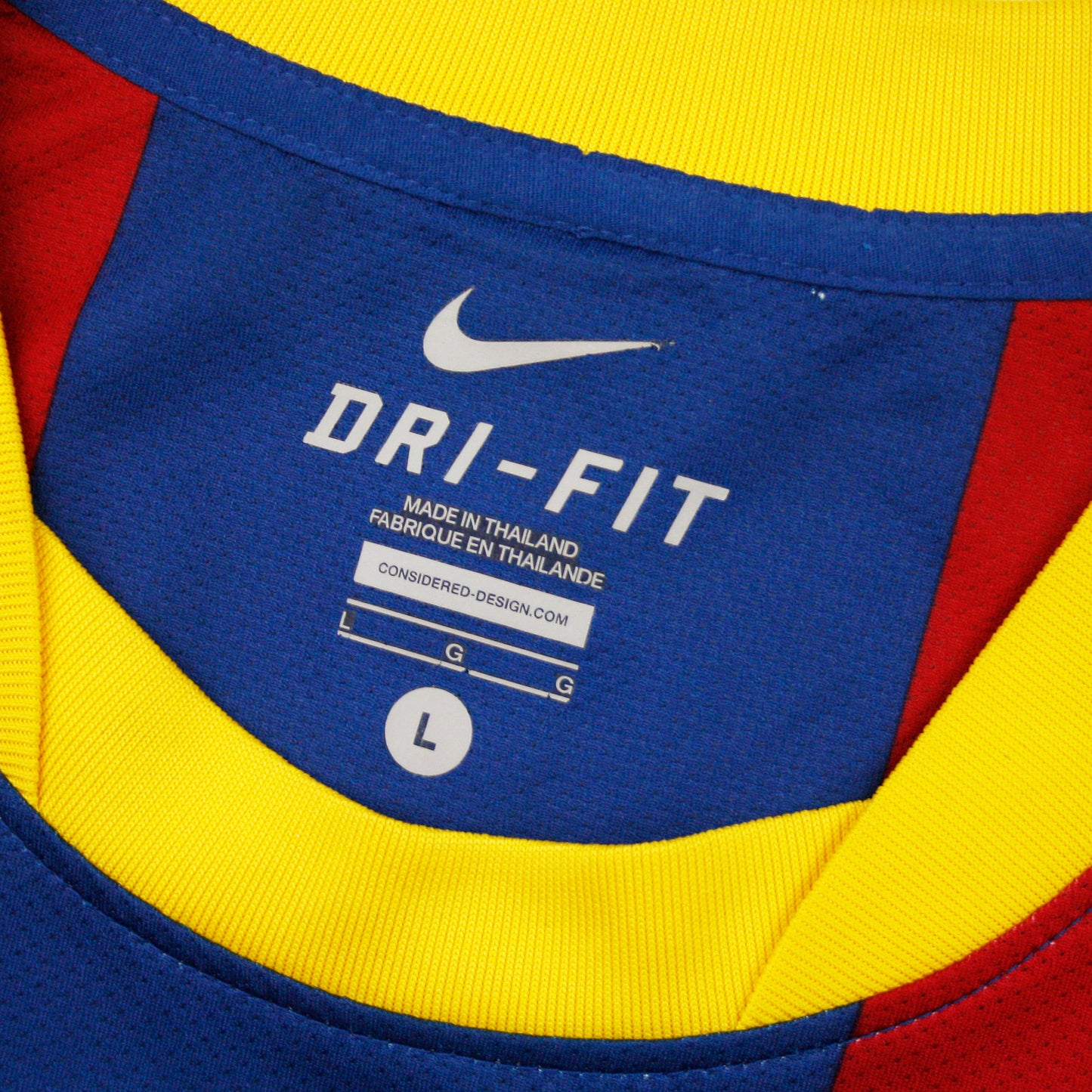 Barcelona 10/11 • Home Shirt • L • *Signed*