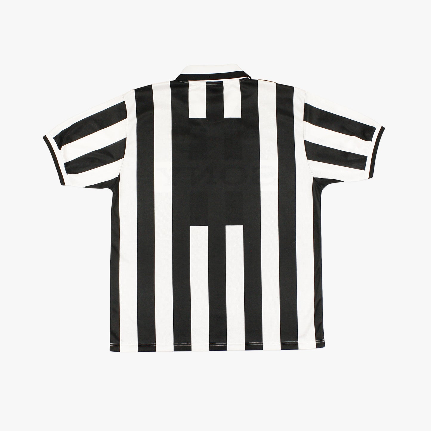 Juventus 96/97 • Home Shirt • XL