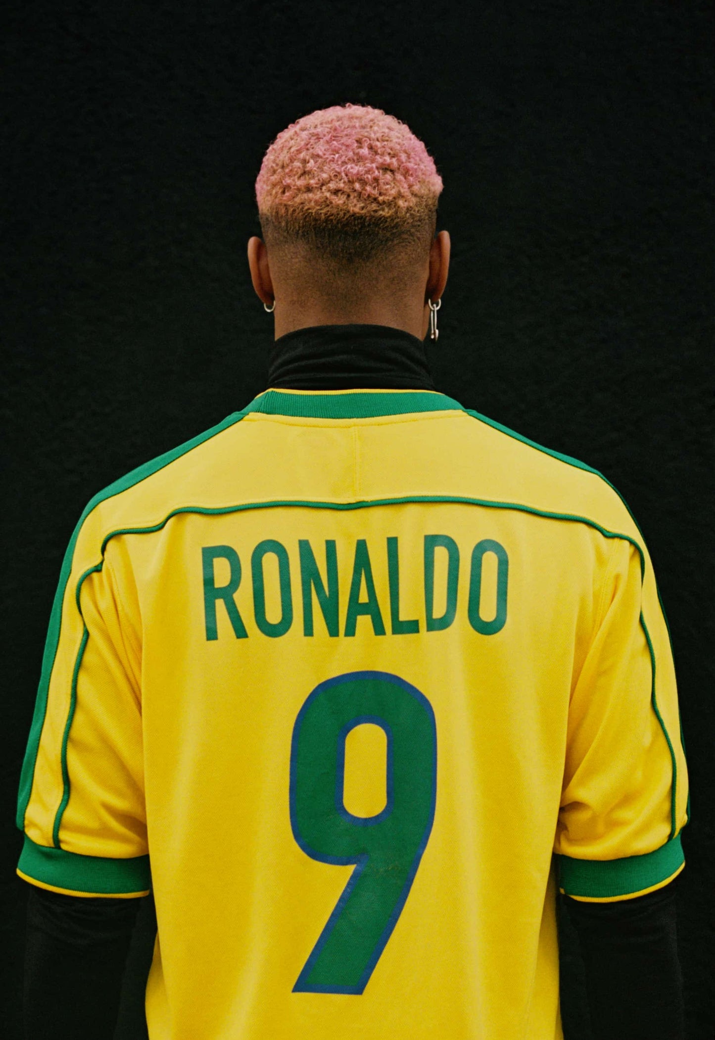 Brasil 98/00 • Camiseta Local • M • Ronaldo #9