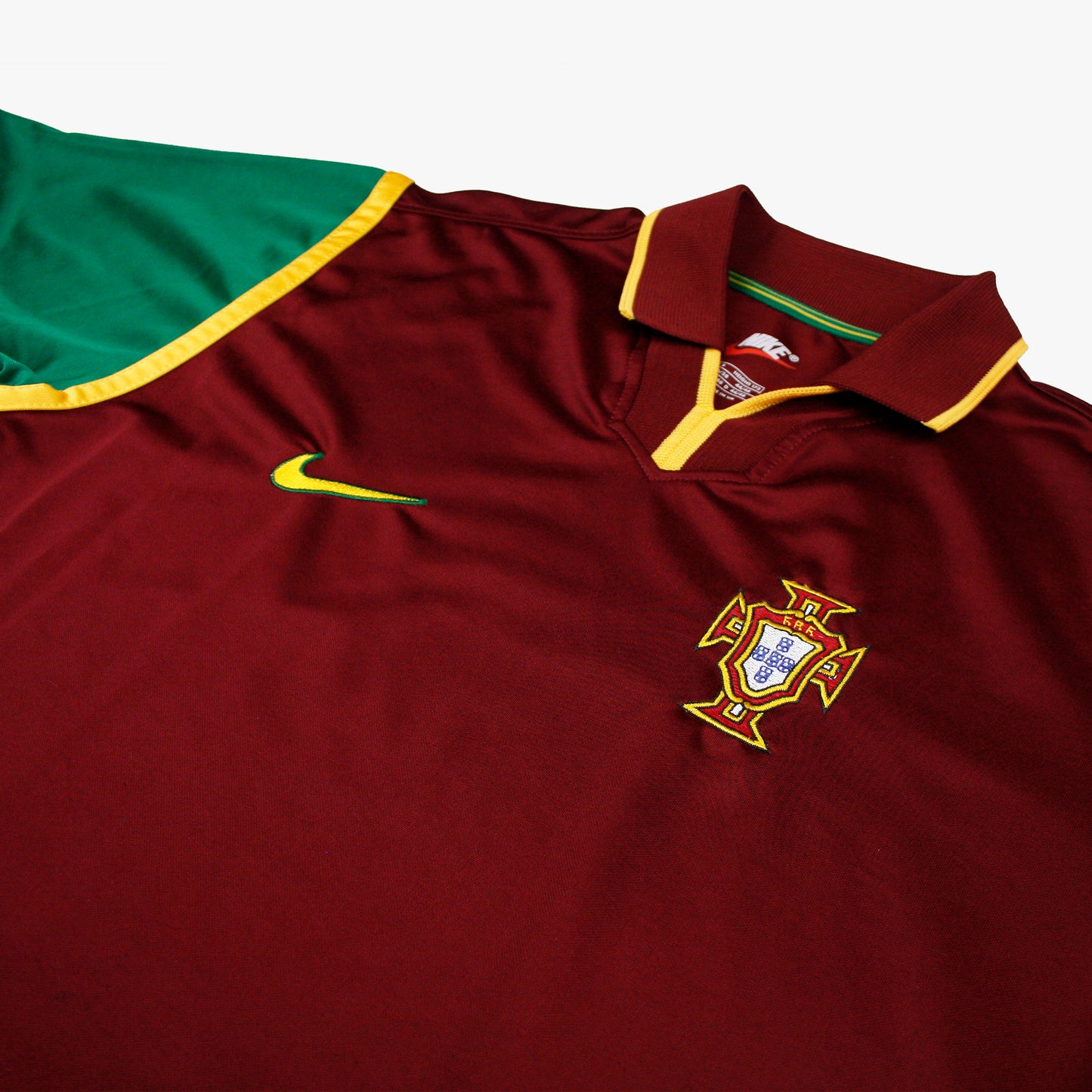 Portugal 98/00 • Camiseta Local • S