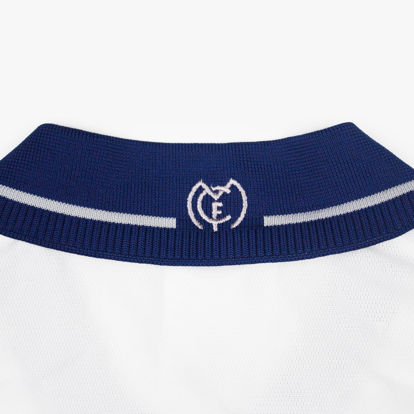 Real Madrid 00/01 • Camiseta Local • XL