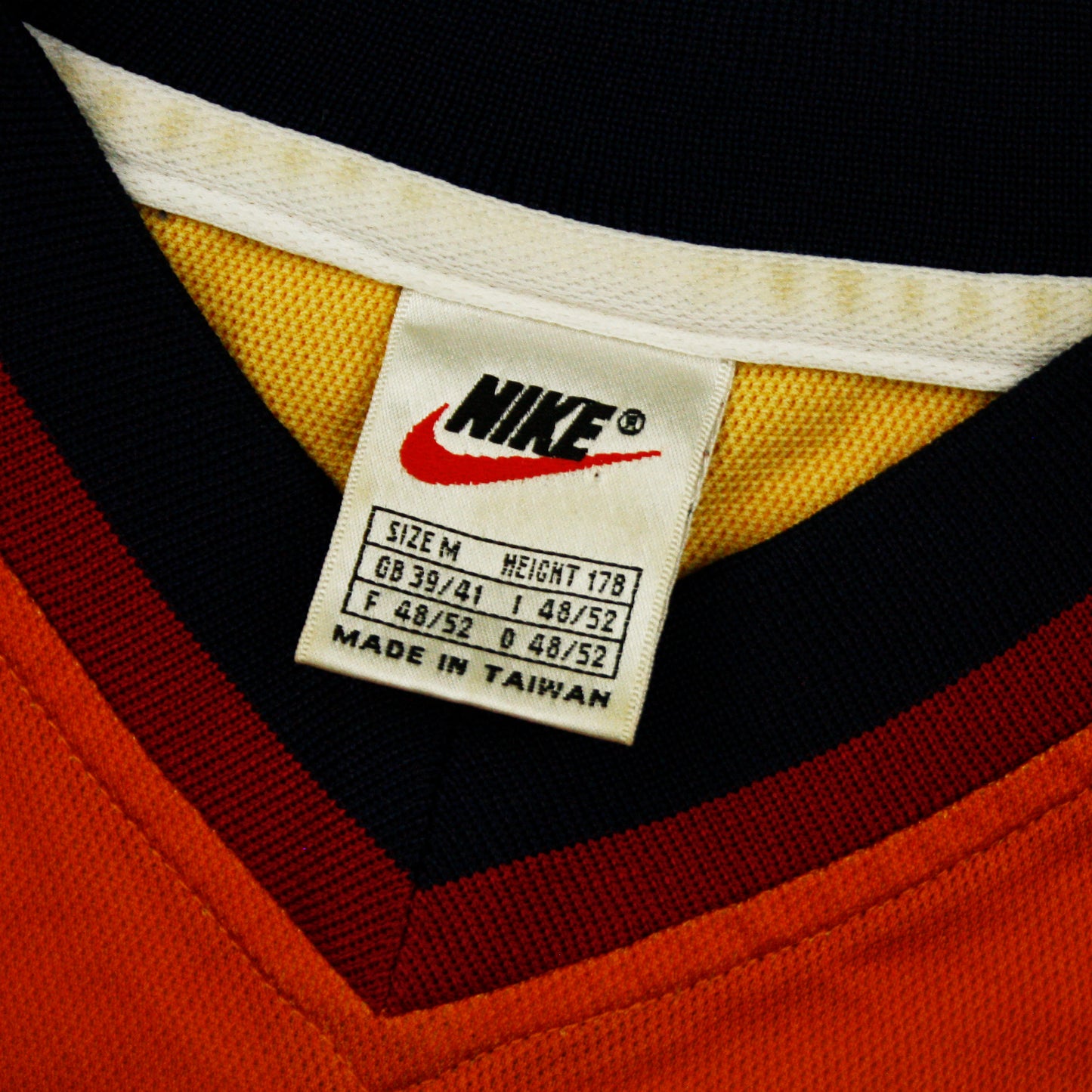 Barcelona 98/99 • Camiseta Tercera • M