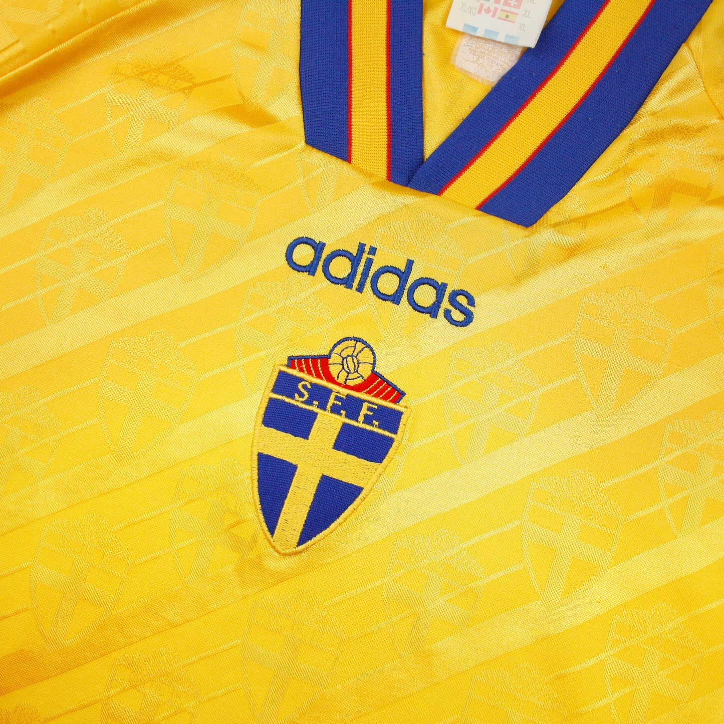Sweden 94/96 • Home Shirt • M