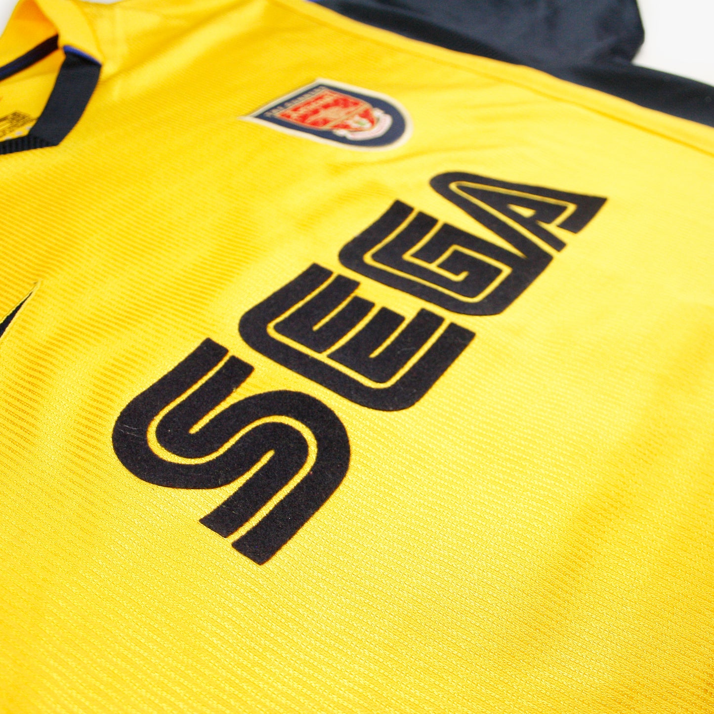 Arsenal 99/01 • Away Shirt • M
