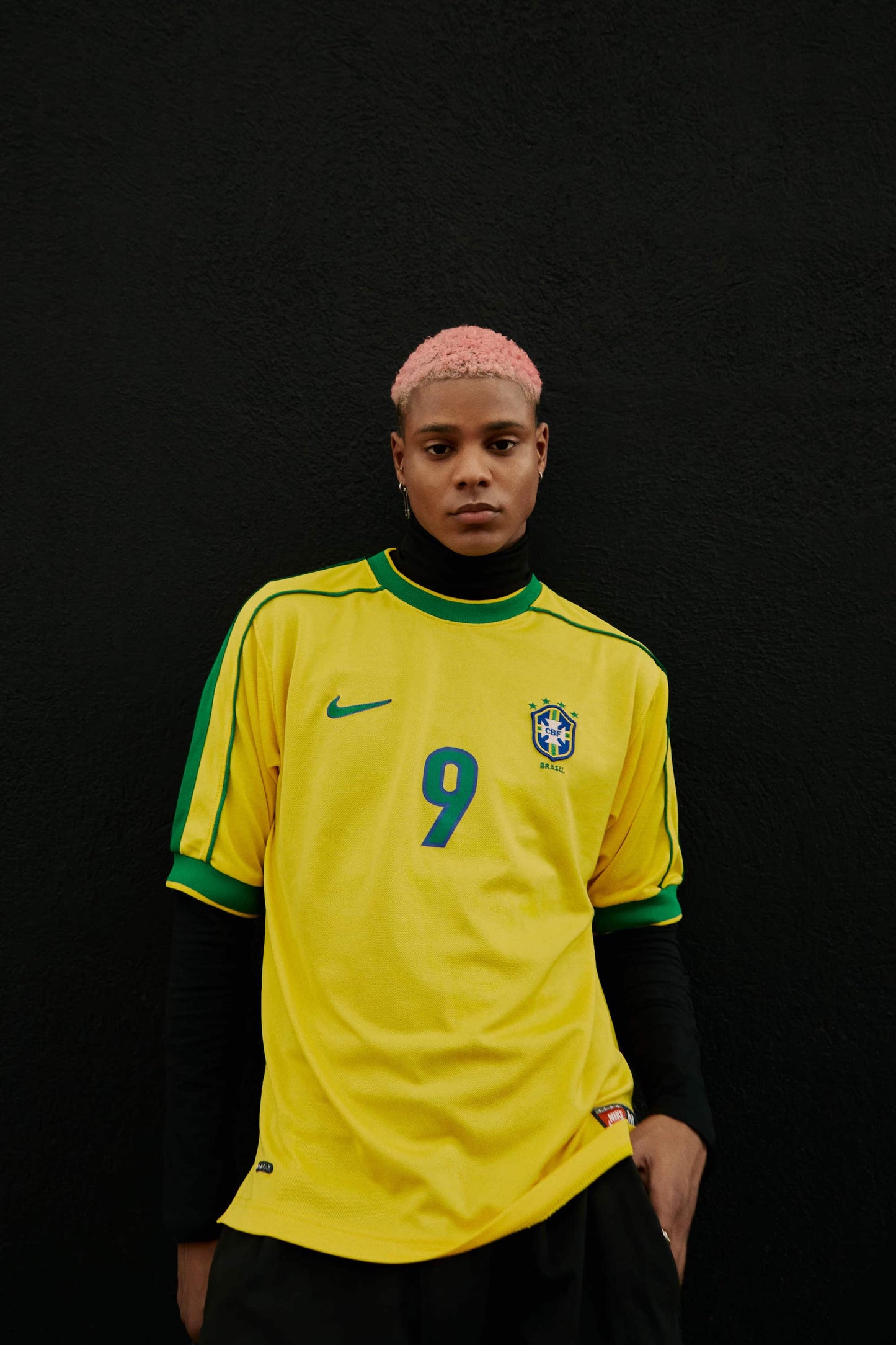 Brasil 98/00 • Camiseta Local • M • Ronaldo #9