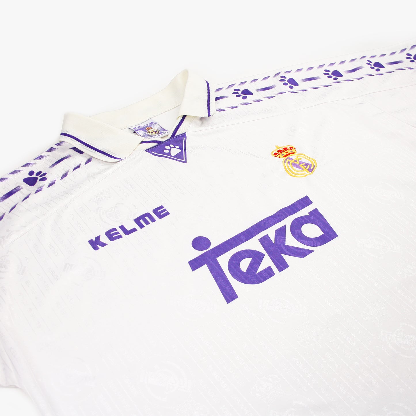 Real Madrid 96/97 • Home Shirt • L