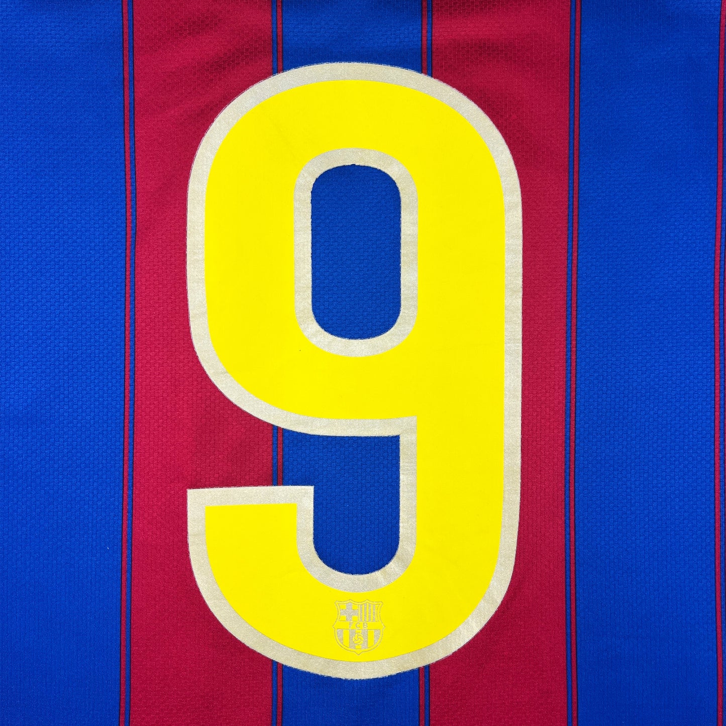 Barcelona 09/10 • Home Shirt • XL • Ibrahimović #9