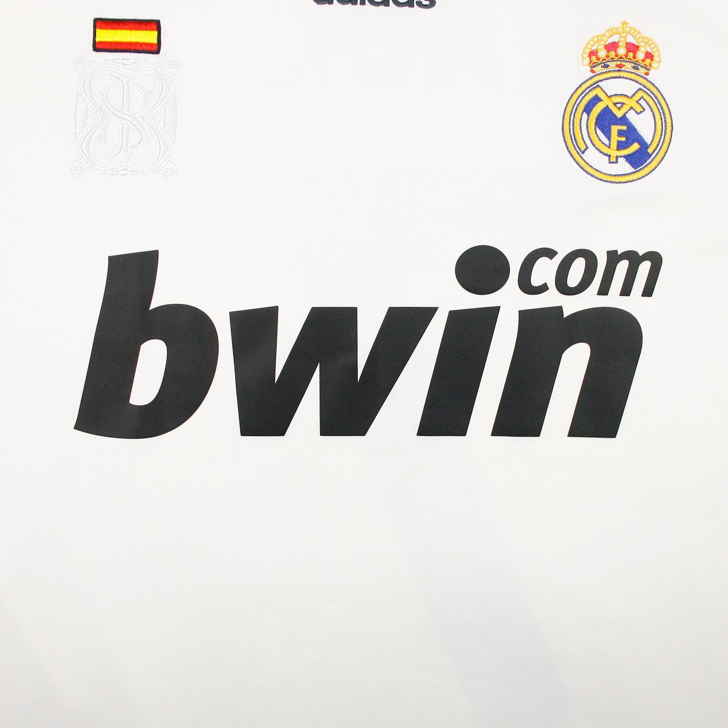 Real Madrid 09/10 • Home Shirt • S • Benzema #11