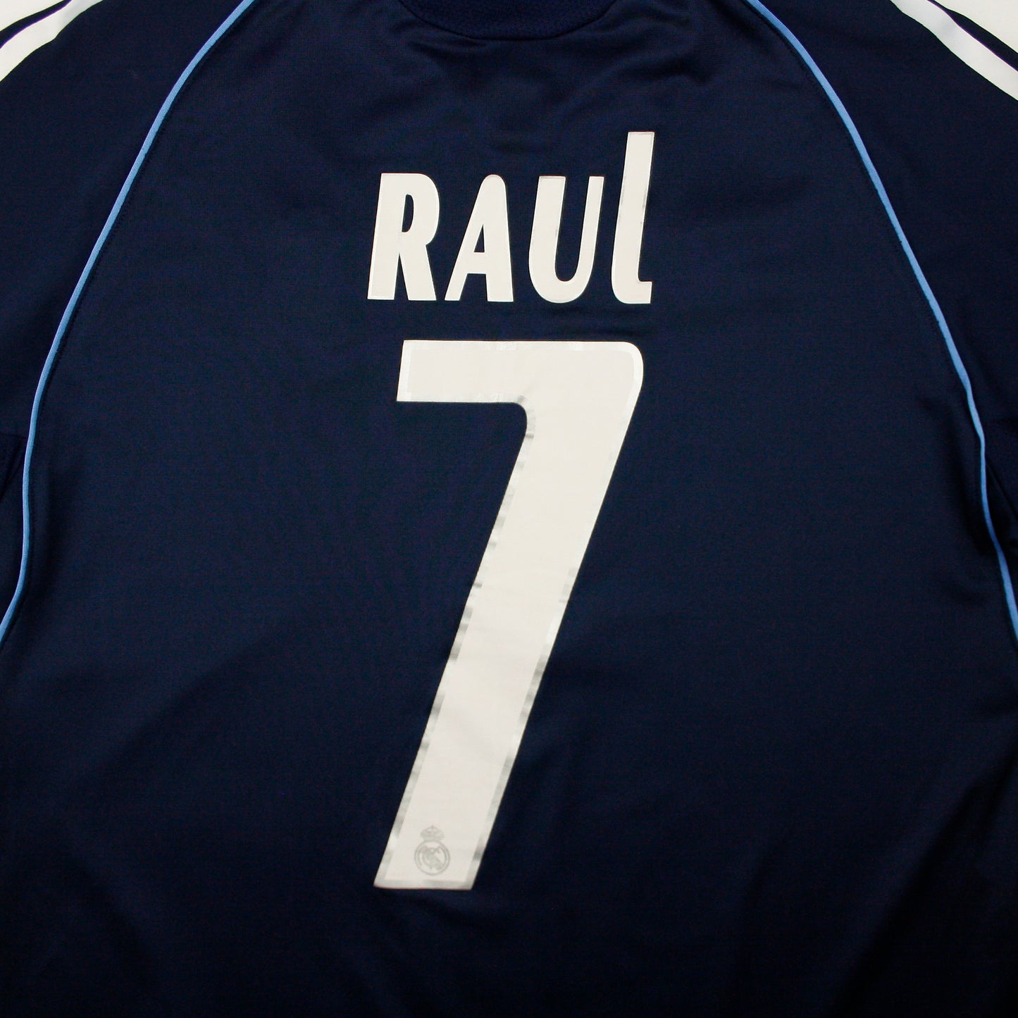 MAILLOT REAL MADRID Raul Taille M rare Espagne Liga Legend Vintage EUR 80,00 - FR MAILLOT REAL MADRID Raul Taille M rare Espagne Liga Legend Vintage EUR 80,00 - FR
