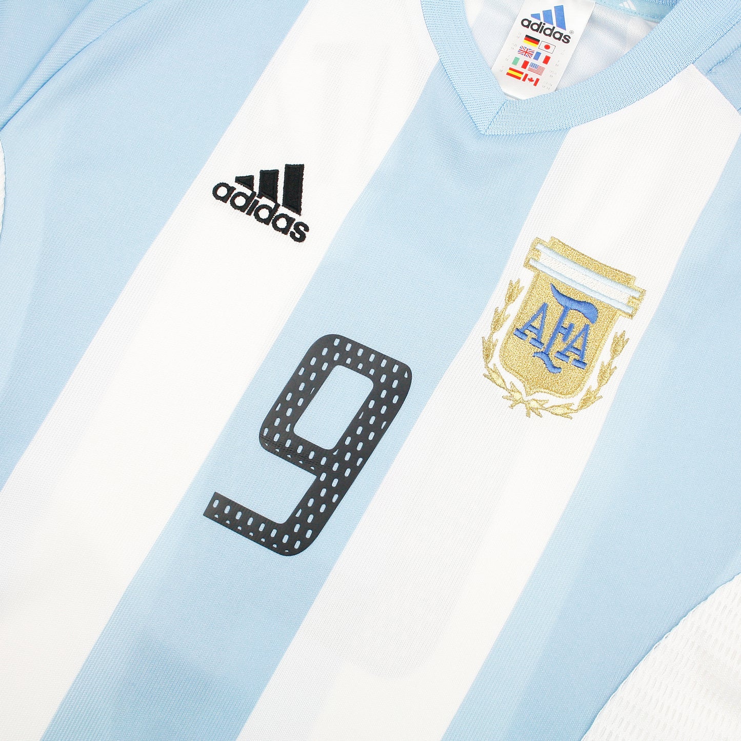 Argentina 02/04 • Home Shirt • M (L)