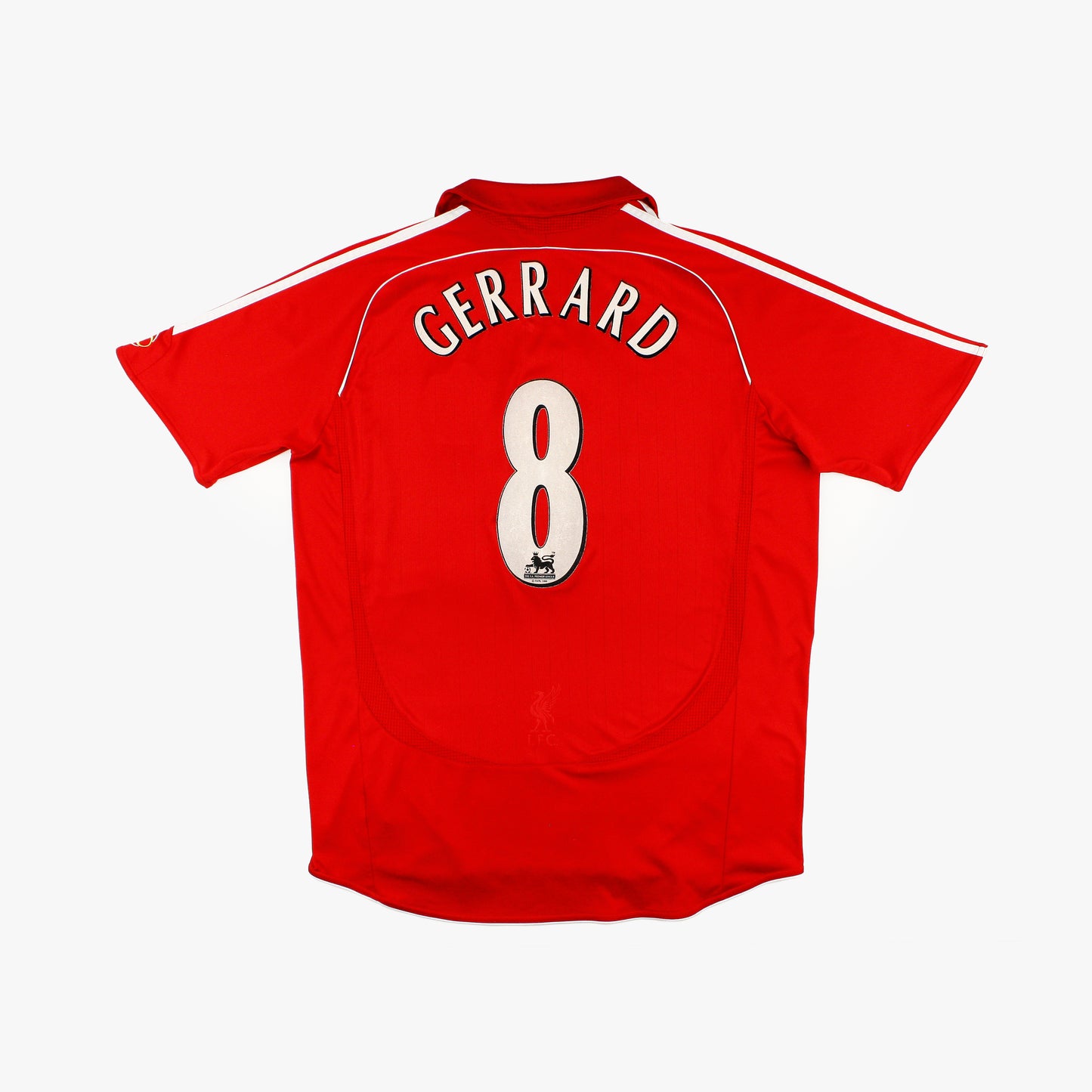 Liverpool 06/08 • Home Shirt • L • Gerrard #8