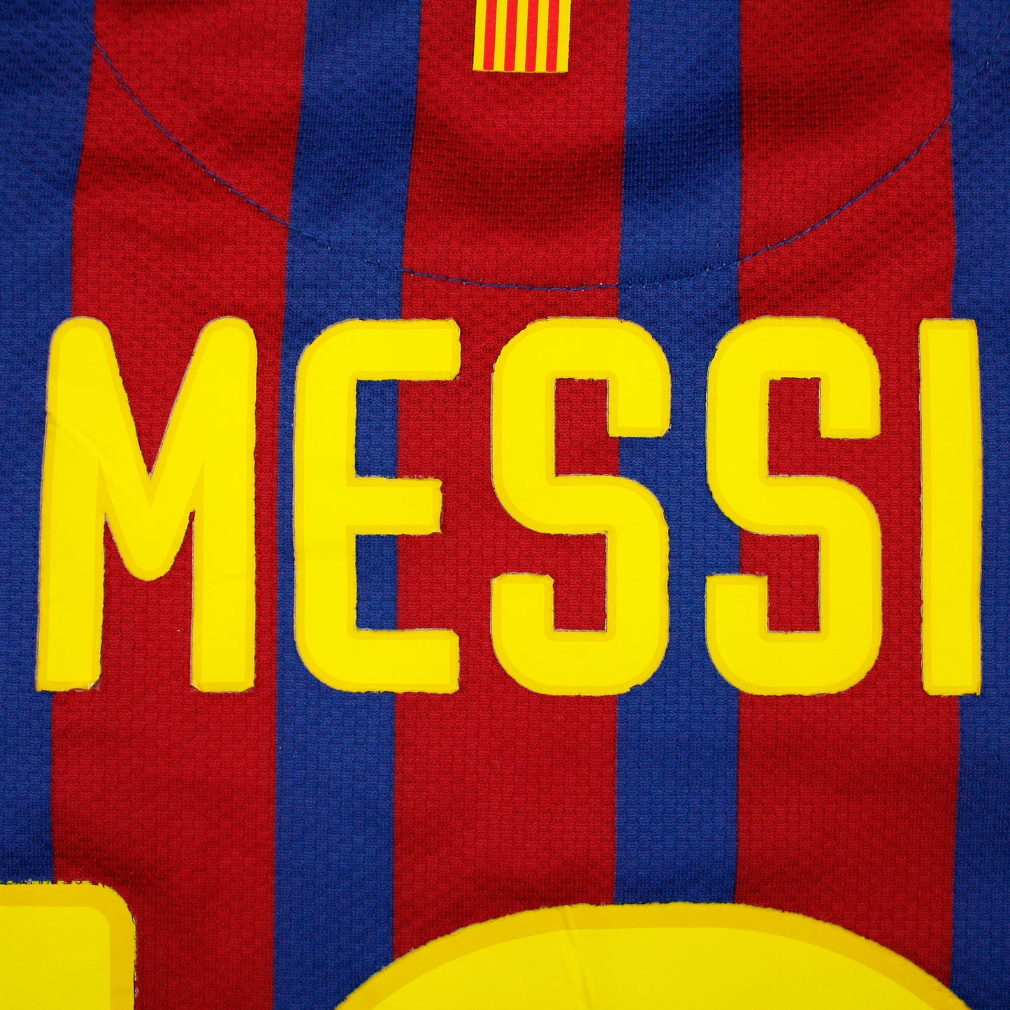 Barcelona 11/12 • Home Shirt • L • Messi #10