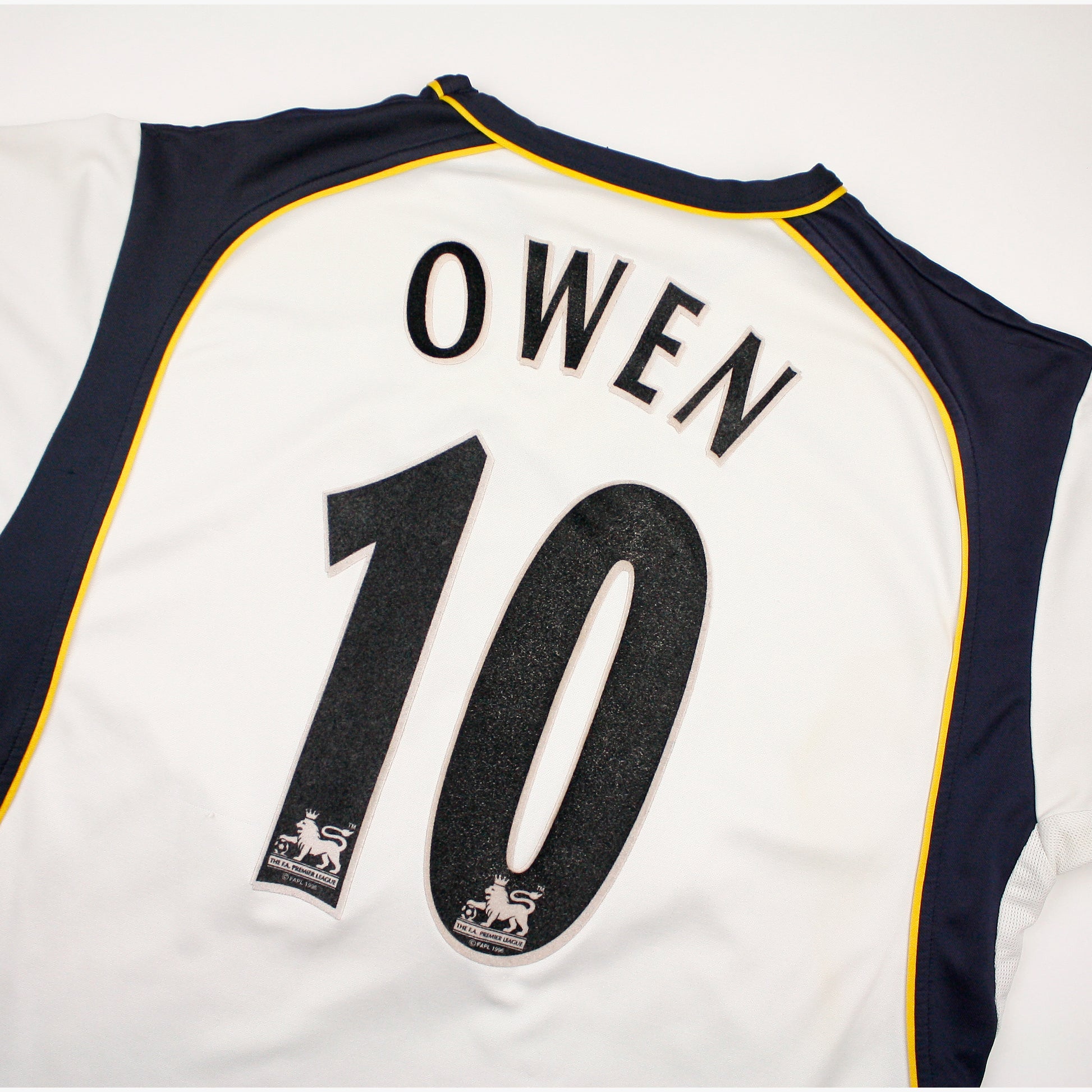 Liverpool 01/03 • Away Shirt • L • Owen #10 – Real Vintage Football