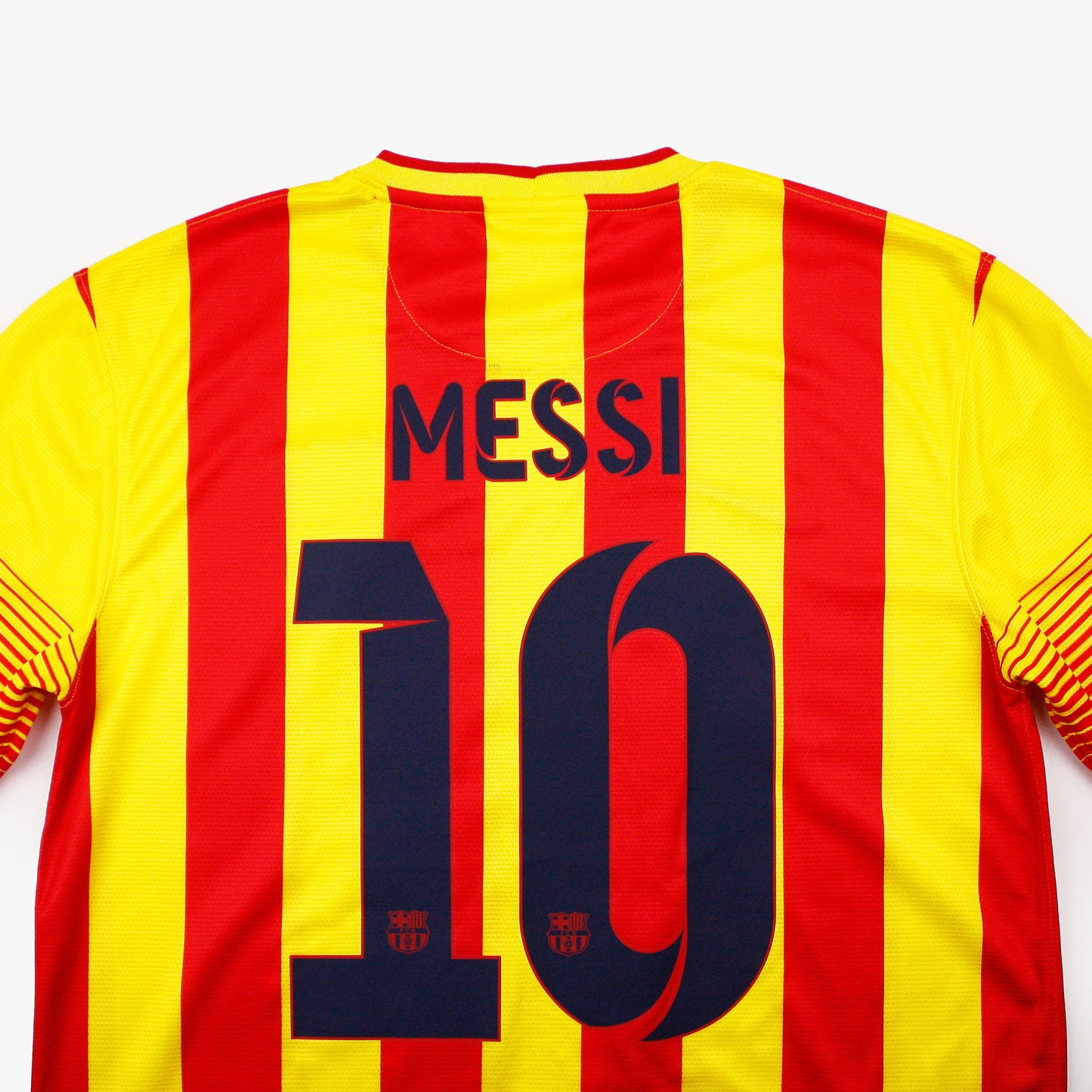 Barcelona 13/14 • **Nueva con Etiquetas** Camiseta Visitante • M • Messi #10