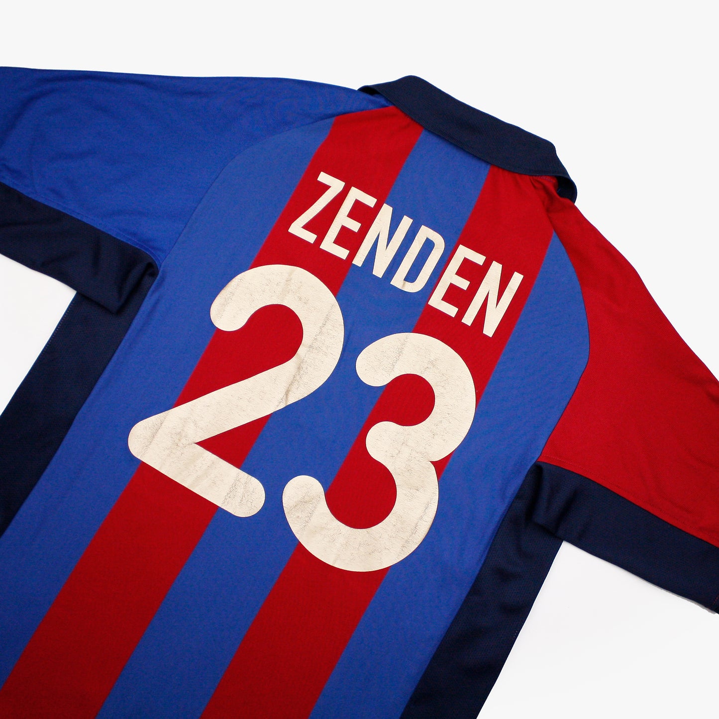 Barcelona 01/02 • Camiseta Local • M • Zenden #23