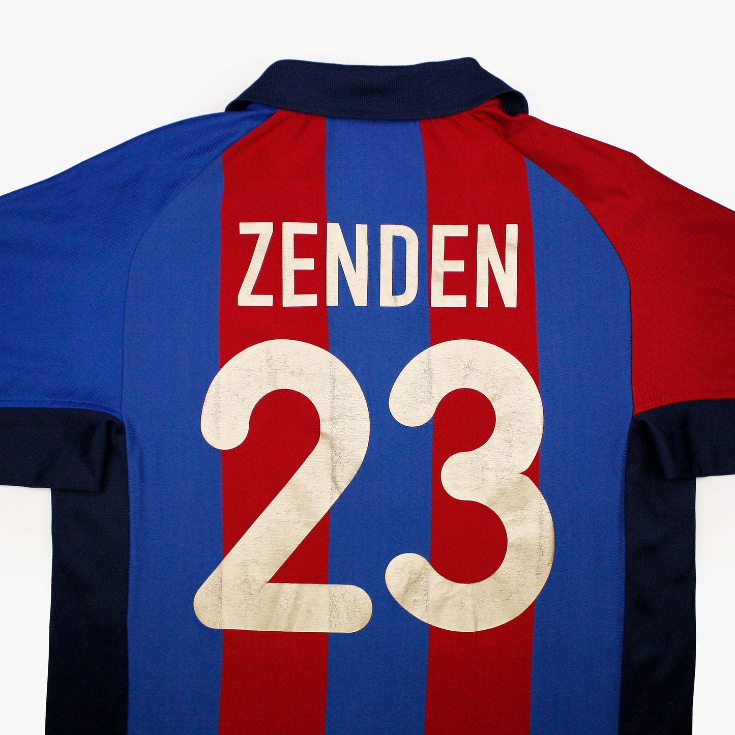 Barcelona 01/02 • Camiseta Local • M • Zenden #23