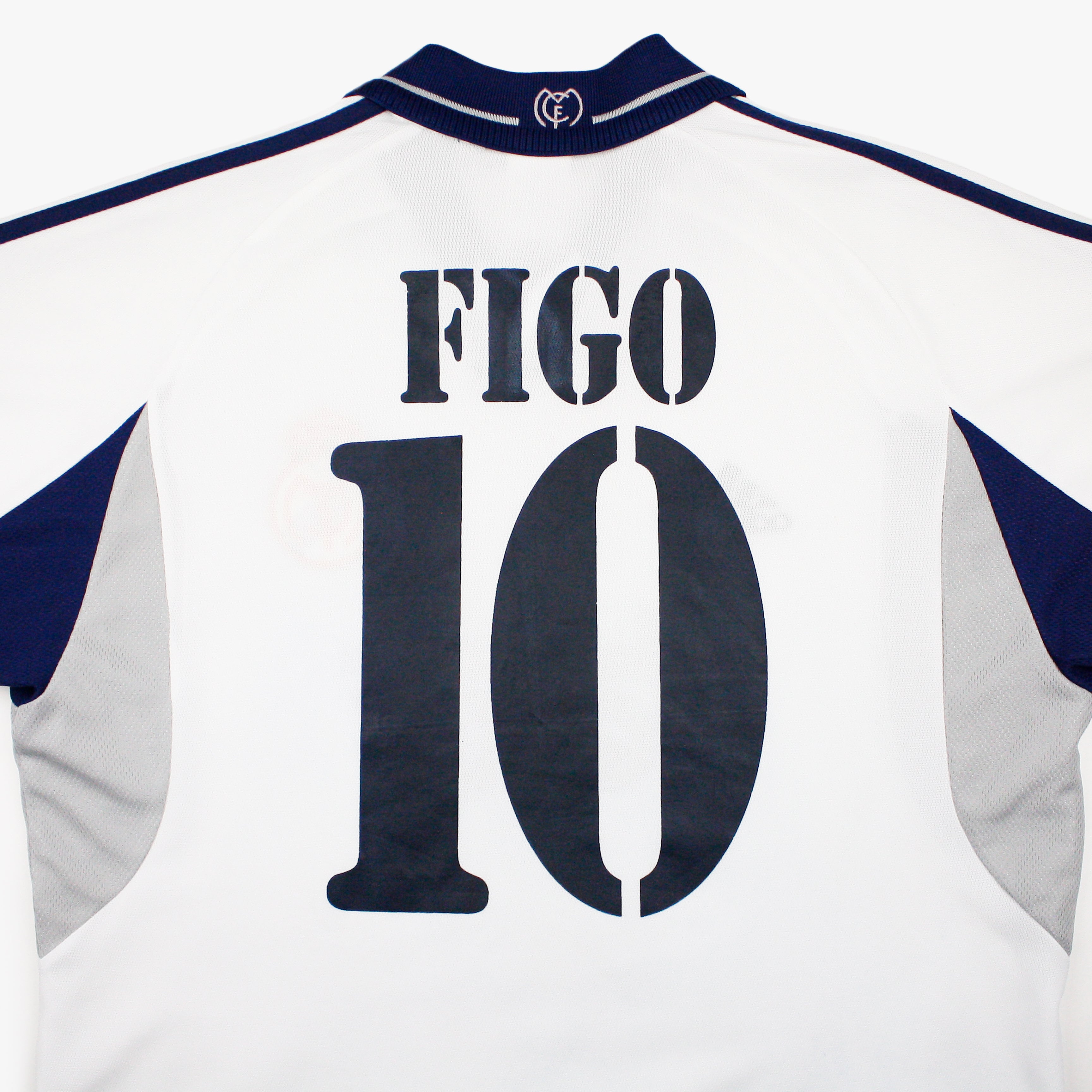 Real Madrid 00/01 • Camiseta Local • M • Figo #10 – Real Vintage