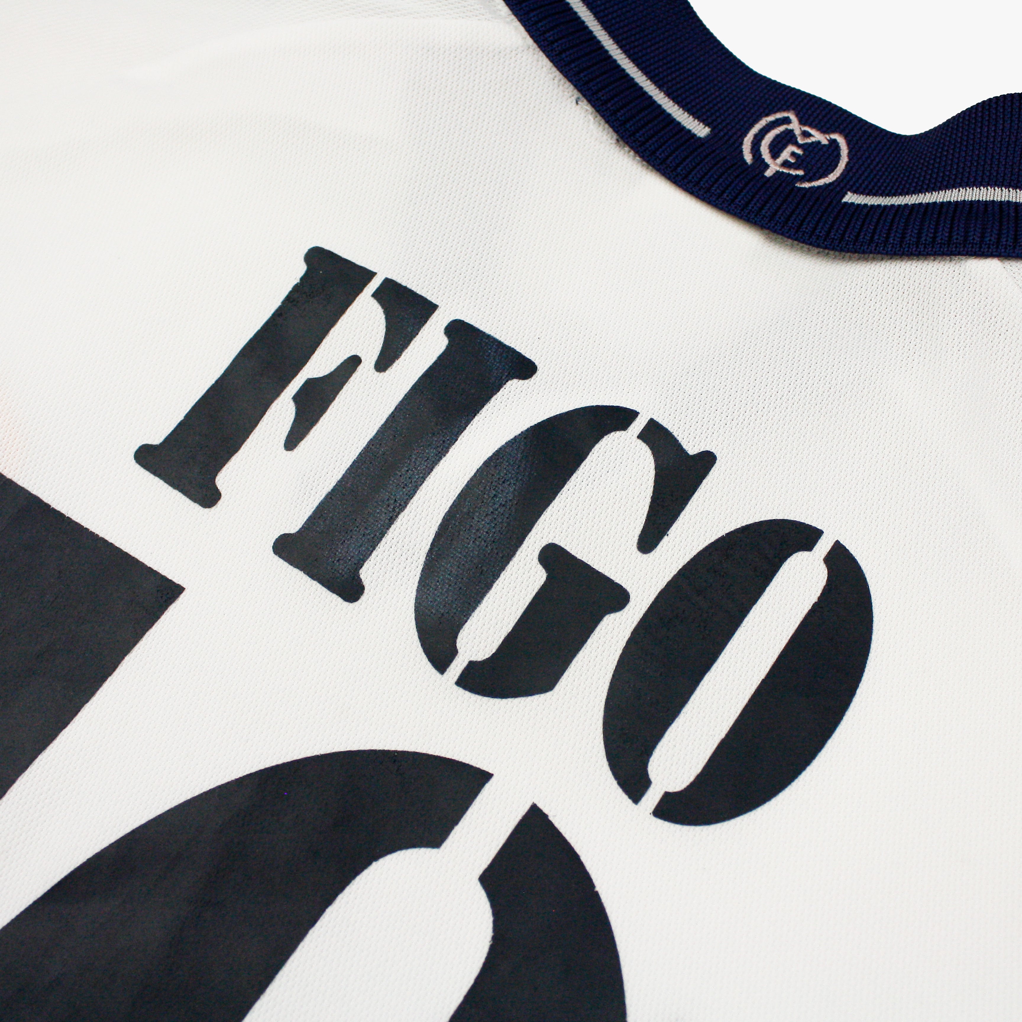 Real Madrid 00/01 • Home Shirt • M • Figo #10 – Real Vintage Football