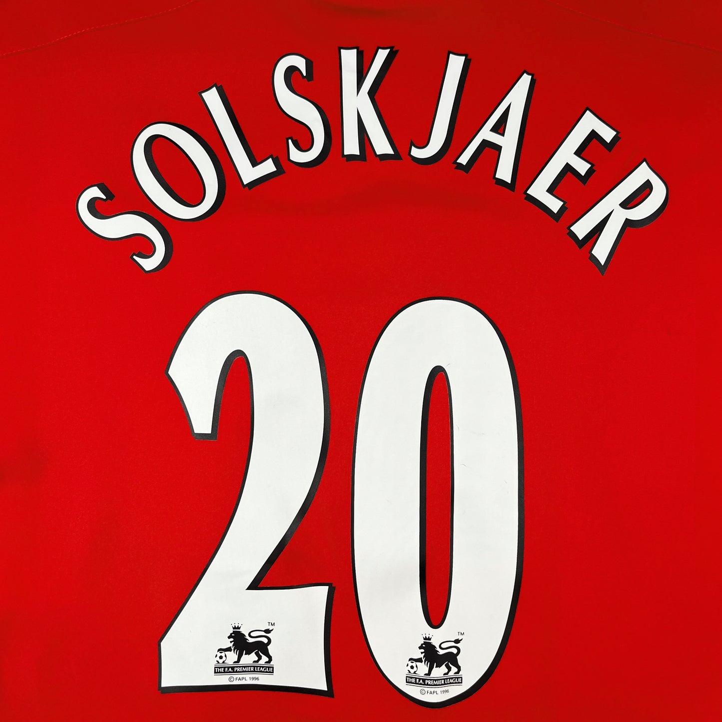 Manchester United 02/04 • Home Shirt • L • Solskjaer #20