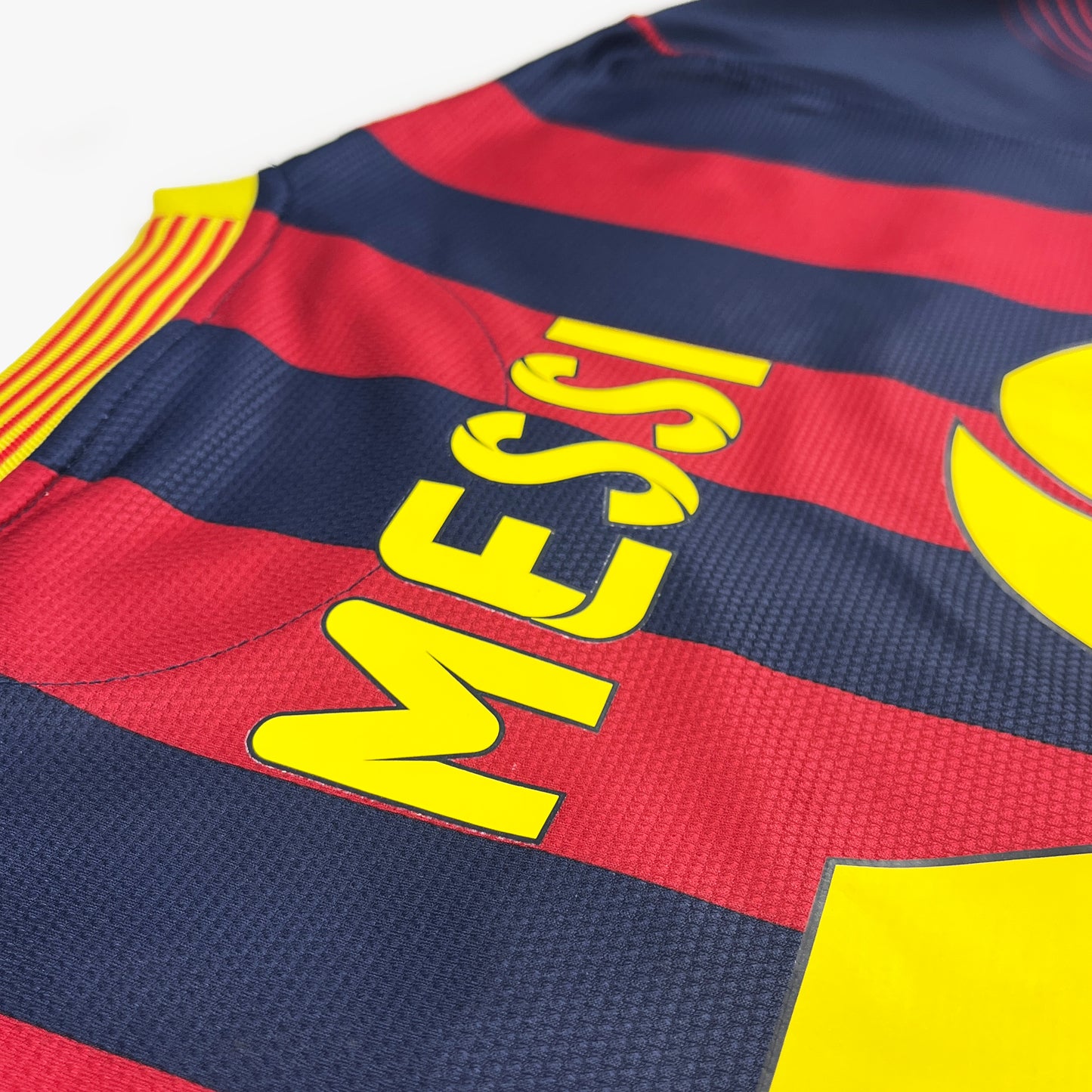 Barcelona 13/14 • Home Shirt • L • Messi #10