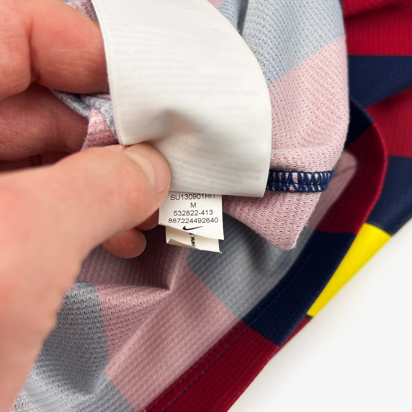 Barcelona 13/14 • Home Shirt • L • Messi #10