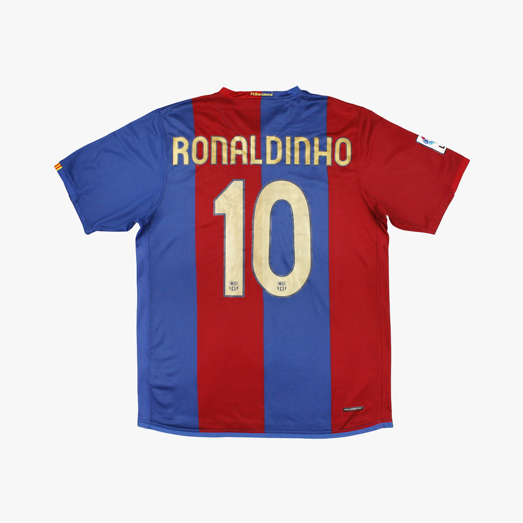 Barcelona 06/07 • Home Shirt • L • Ronaldinho #10 – Real Vintage