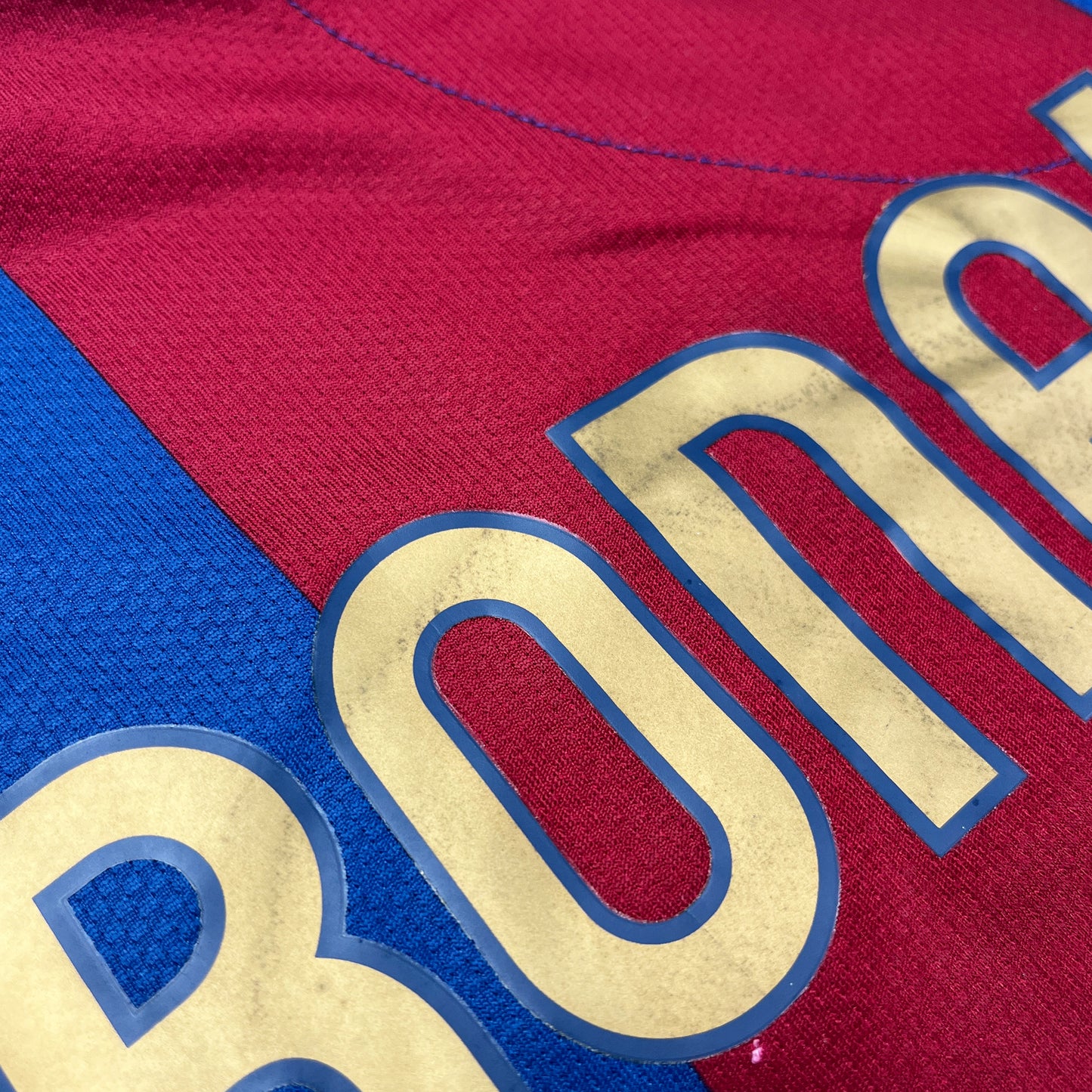 Barcelona 06/07 • Home Shirt • L • Ronaldinho #10