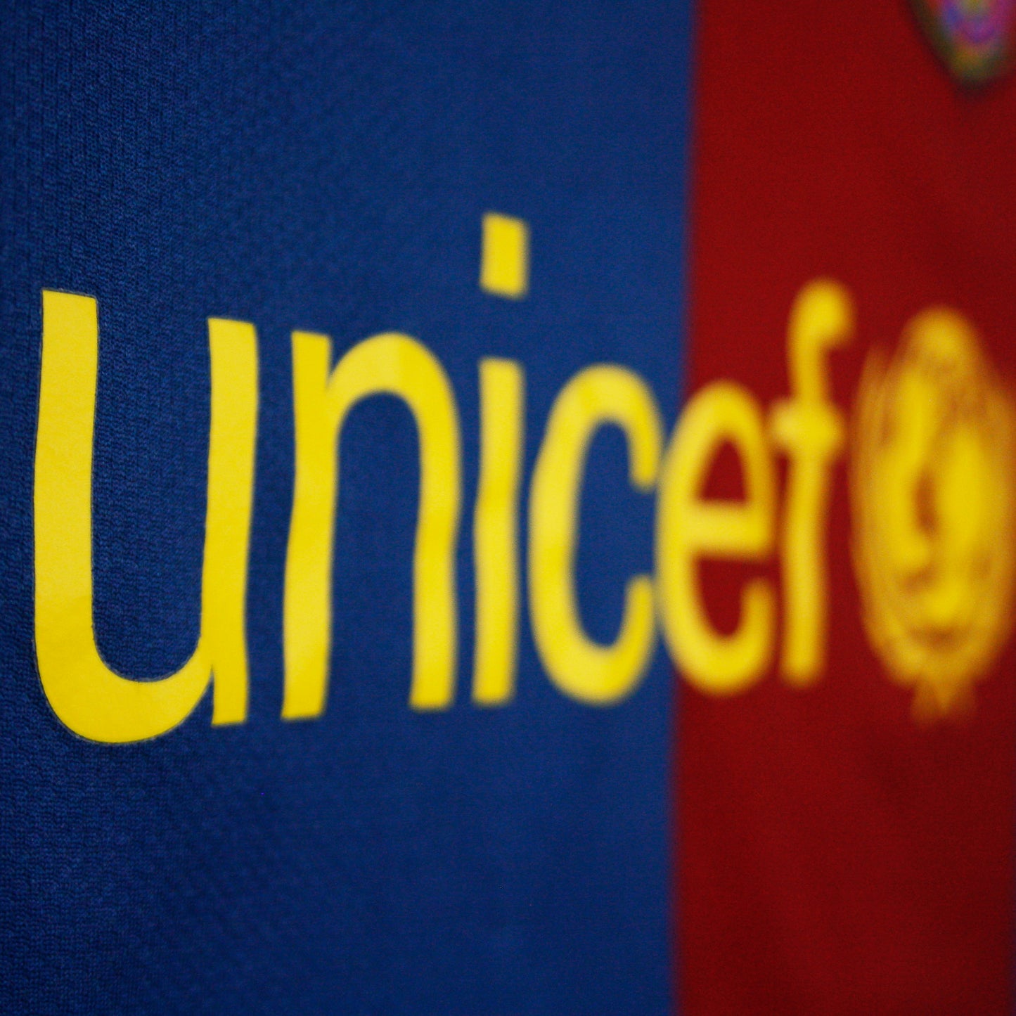 Barcelona 06/07 • Camiseta Local • L • Messi #19