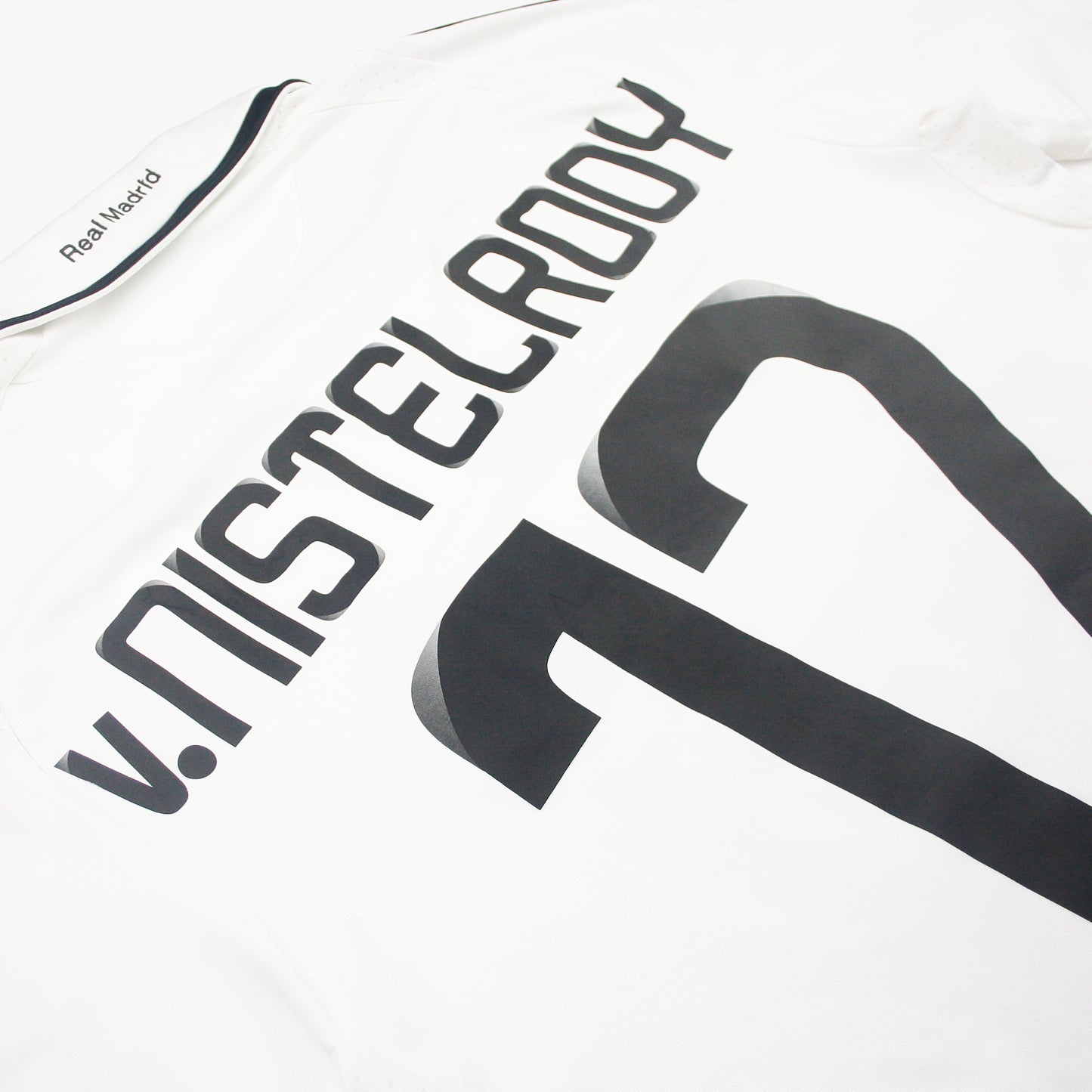 Real Madrid 08/09 • Camiseta Local • S • Van Nistelrooy #17