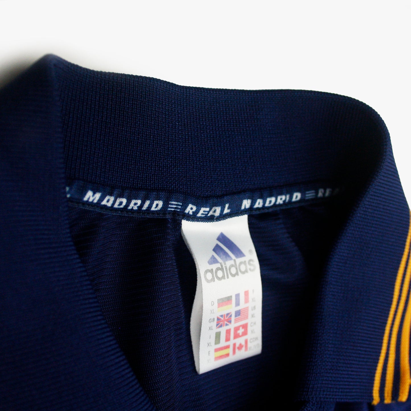 Real Madrid 98/99 • Third Shirt • XL