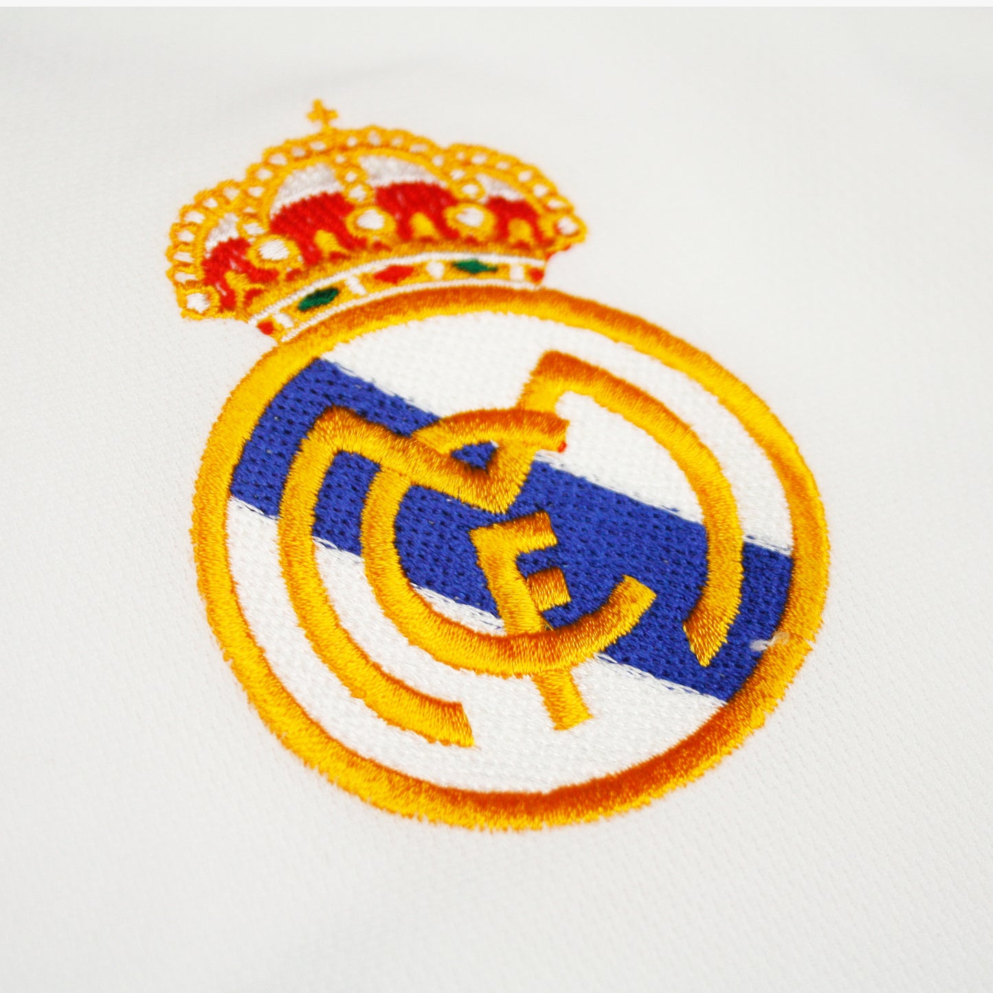 Real Madrid 00/01 • Camiseta Local • XL