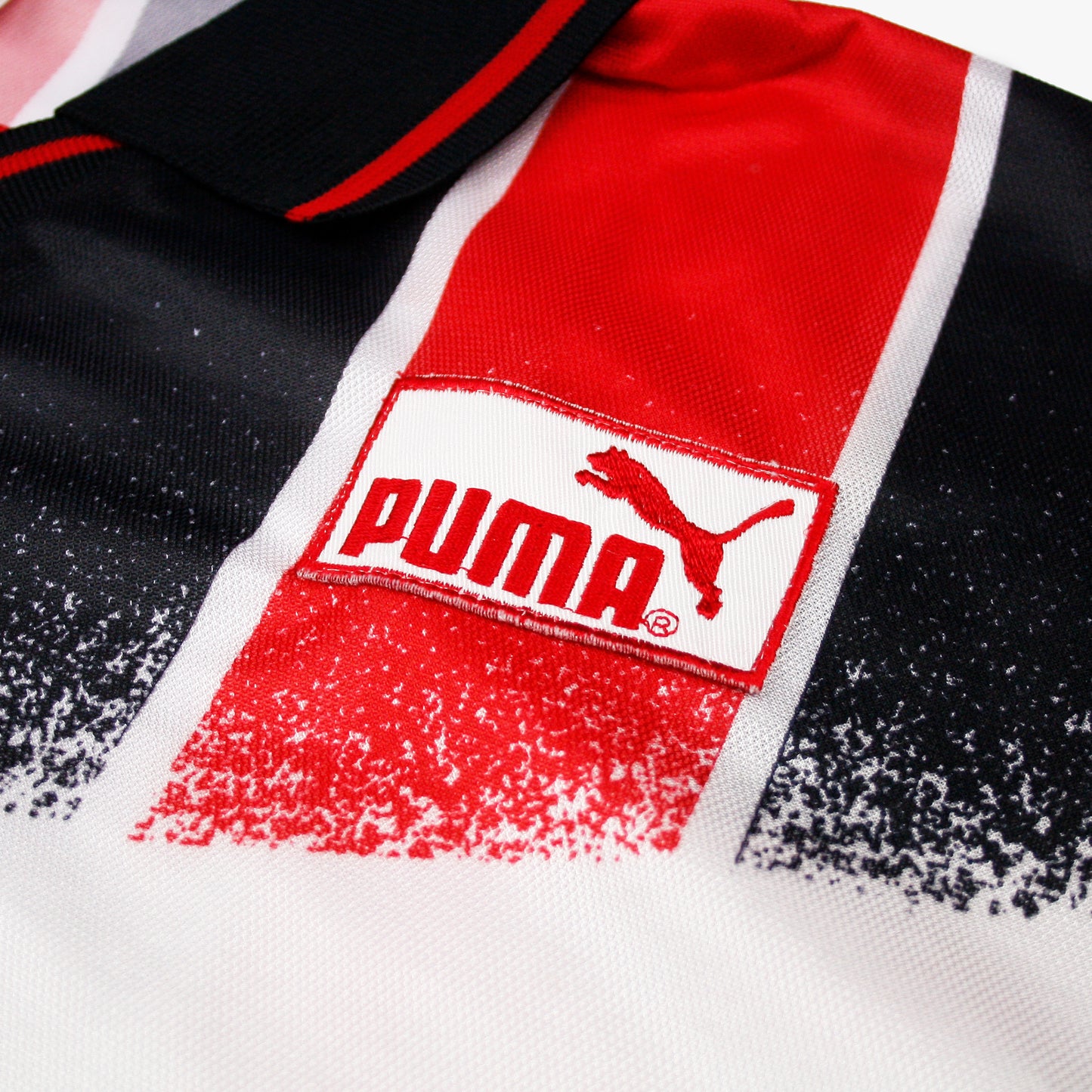 Puma 90s • Template Shirt **Deadstock BNWT** • XL