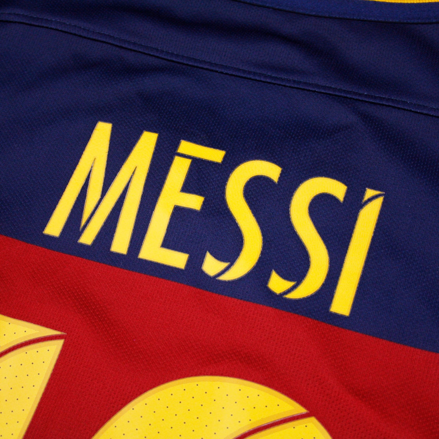 Barcelona 15/16 • Camiseta Local • L • Messi #10