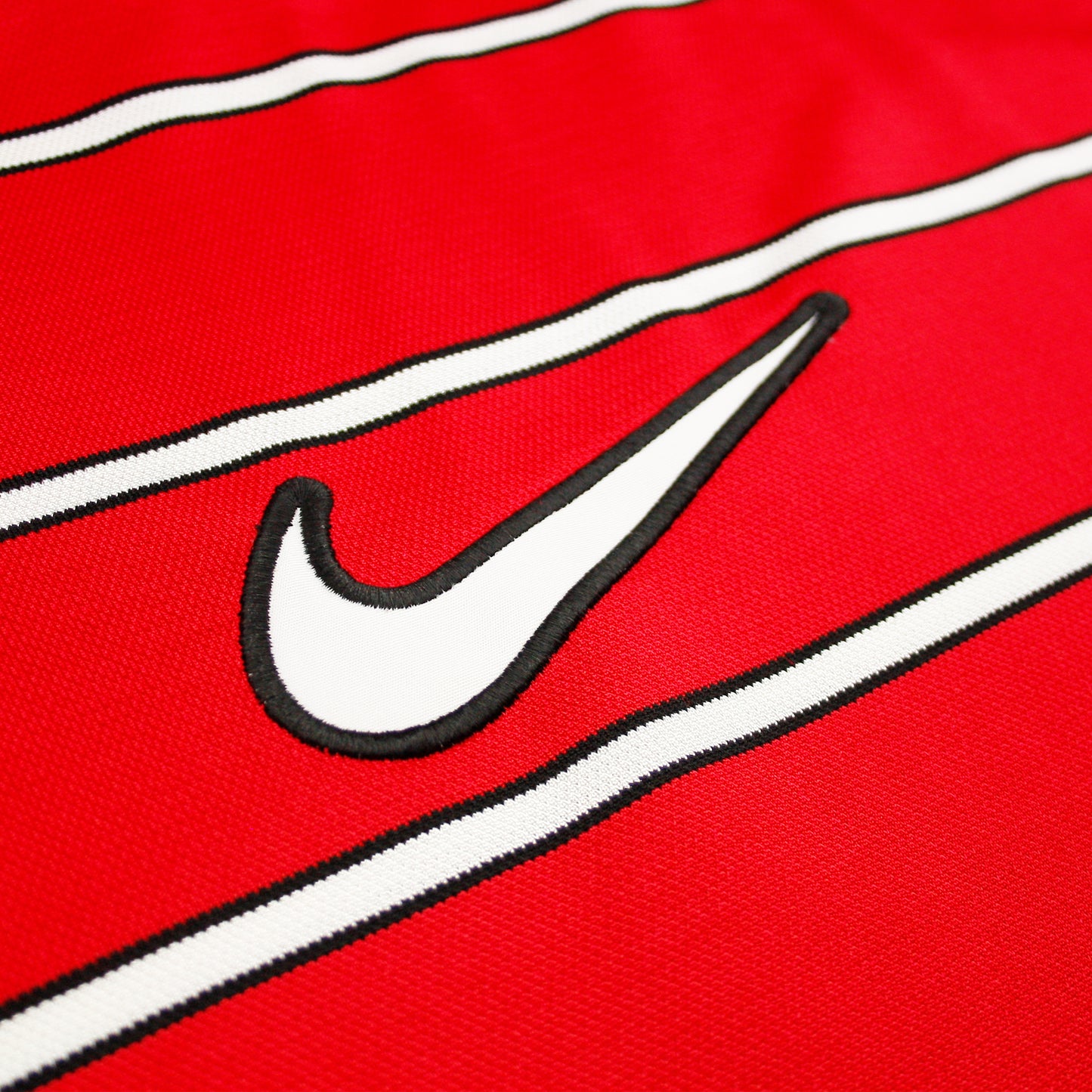 Nike 90s "Swoosh" • Camiseta Entrenamiento • L