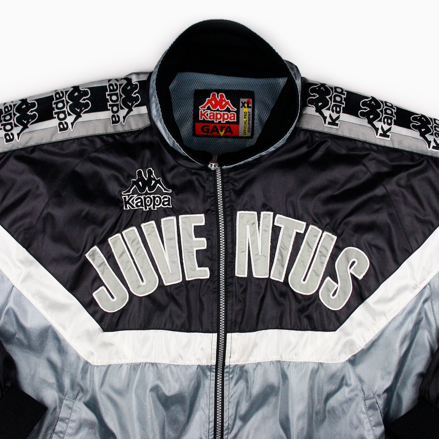 Juventus 95/97 • Track Jacket • XL