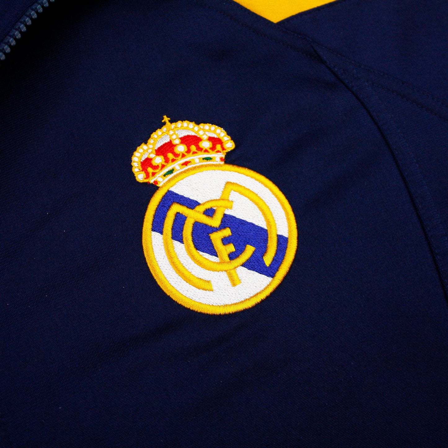 Real Madrid 98/99 • Track Jacket • M