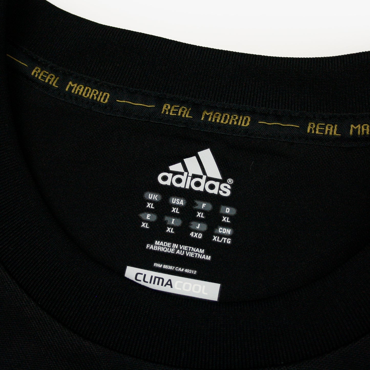 Real Madrid 11/12 • Camiseta Visitante *Version Jugador* • XL