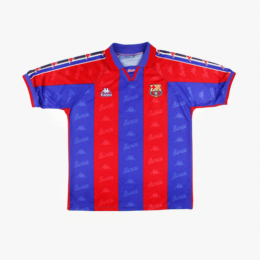 Barcelona 95/97 • Home Shirt • S • #9